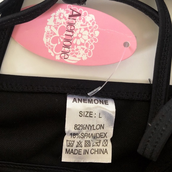 Anemone Black bikini top - Picture 4 of 8